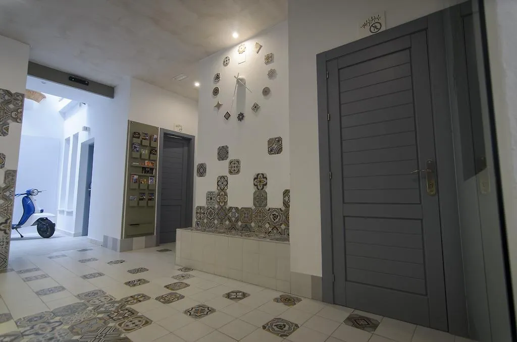 Hostal Gravina Ταρίφα