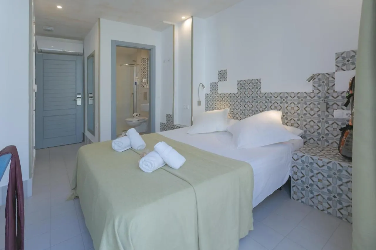 Hostal Gravina طريفة بيت ضيافة